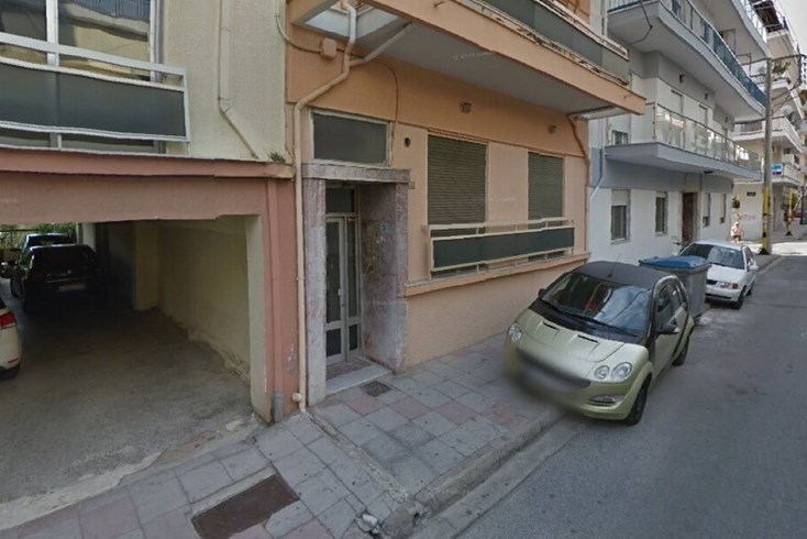 Realty photo 1