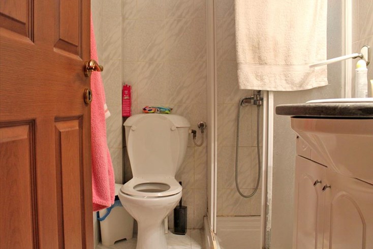 Realty photo 3
