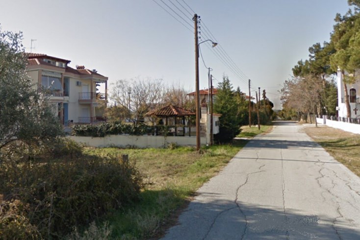 Realty photo 2
