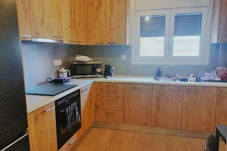 Realty photo 1