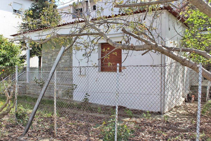Realty photo 2