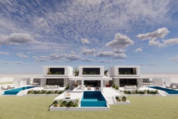 Realty photo 2