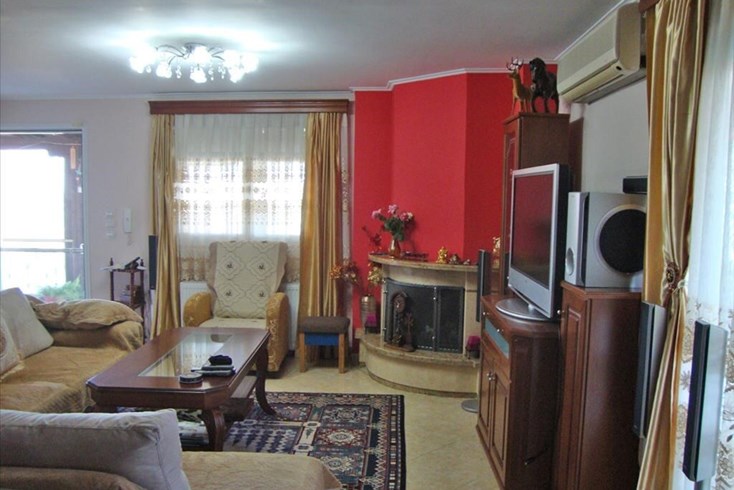 Realty photo 3