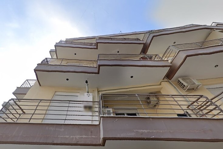 Realty photo 2