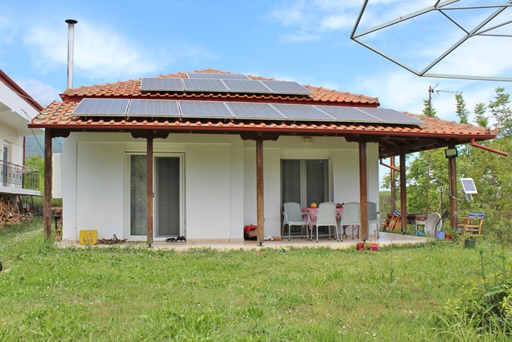 Realty photo 2