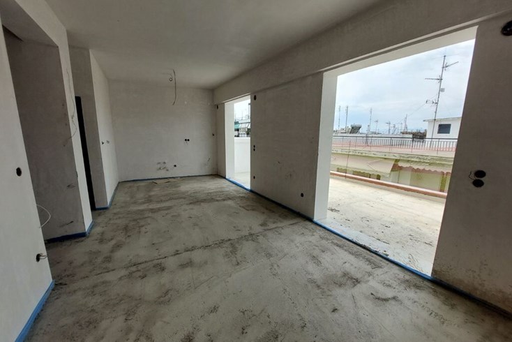 Realty photo 2