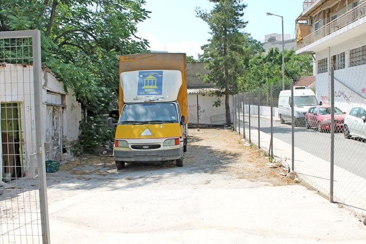 Realty photo 1