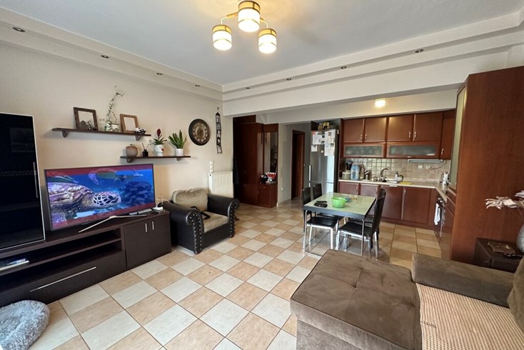 Realty photo 2