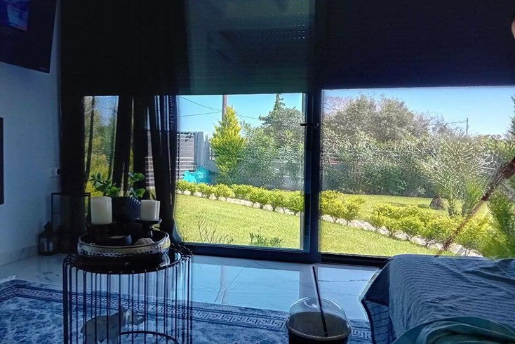 Realty photo 2