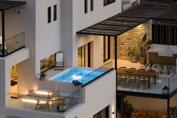 Realty photo 3