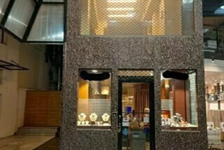 Realty photo 2