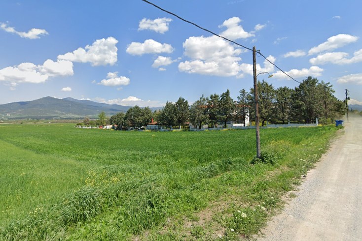 Realty photo 1