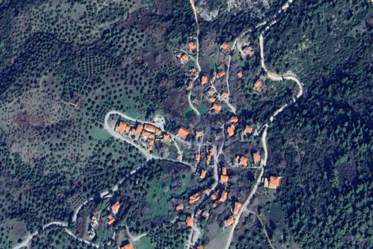 Realty photo 2