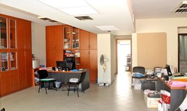 عمل 400 m² في ايبويا