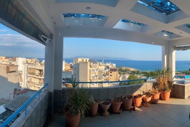Realty photo 1