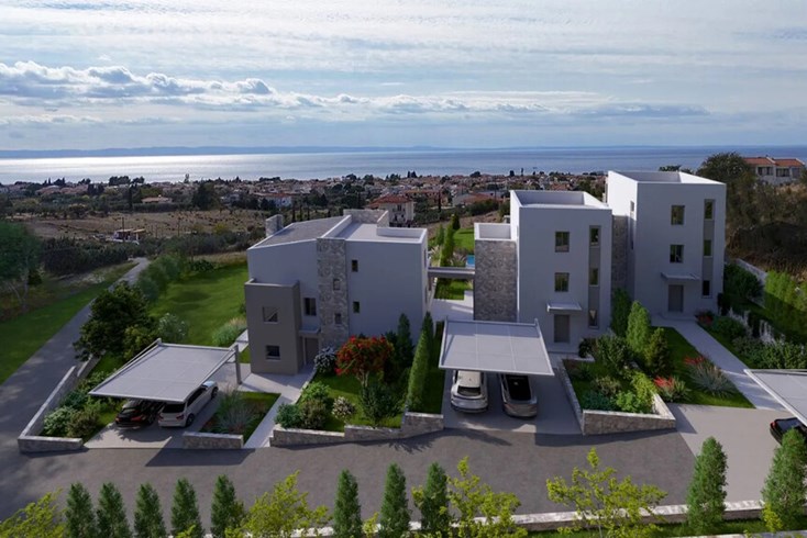Realty photo 1