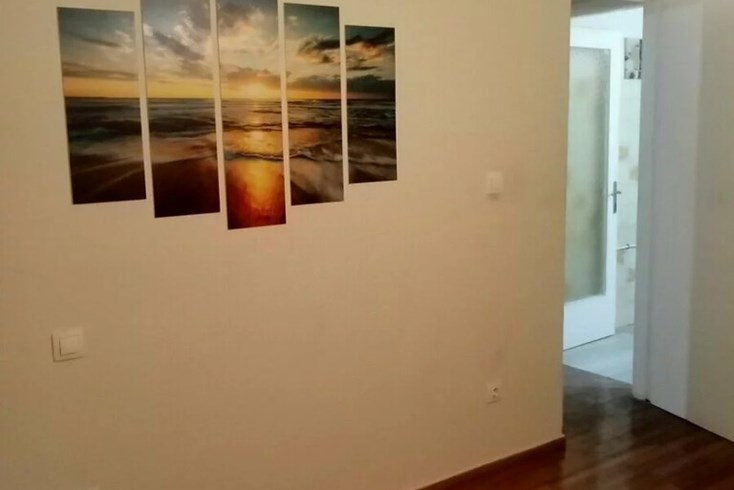 Realty photo 2