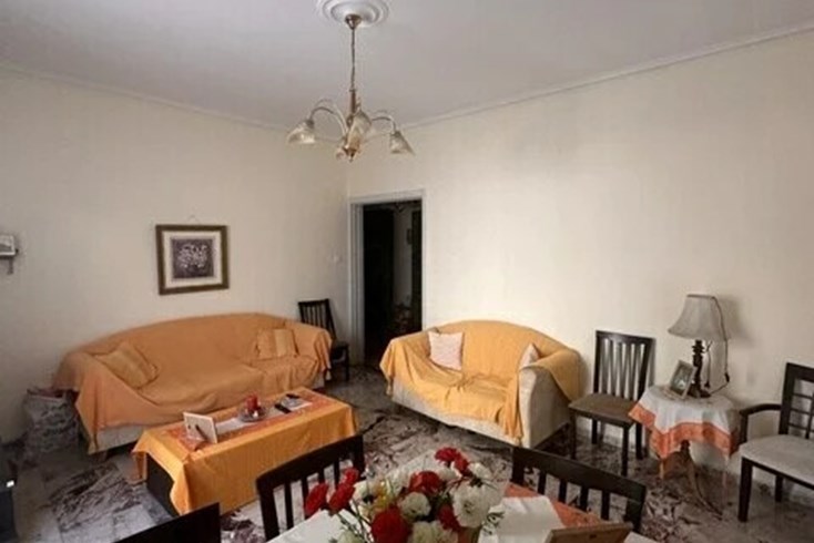 Realty photo 2