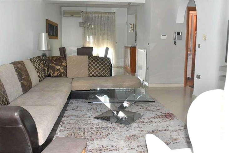 Realty photo 2