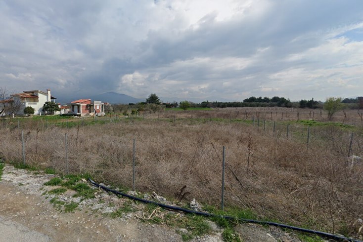Realty photo 1