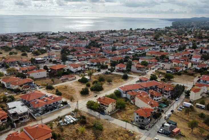 Realty photo 2