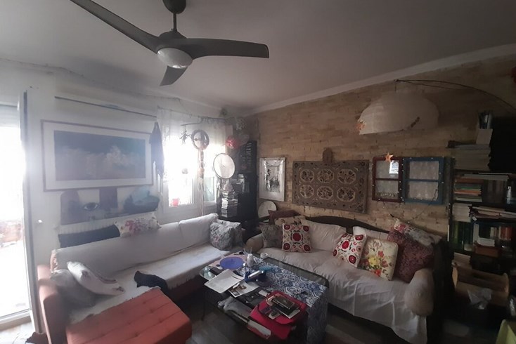 Realty photo 3