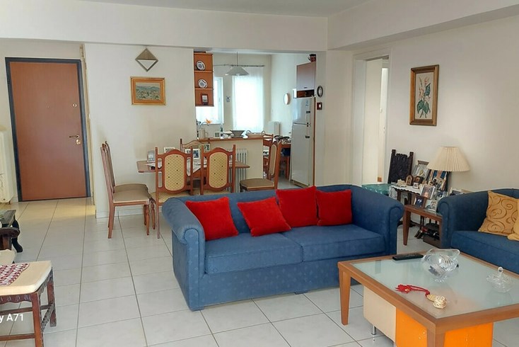 Realty photo 3