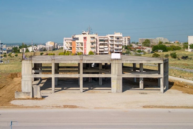 Realty photo 1