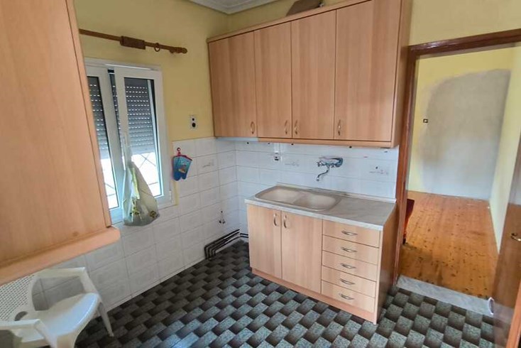 Realty photo 2