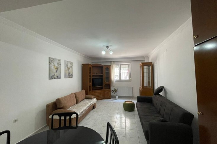 Realty photo 1