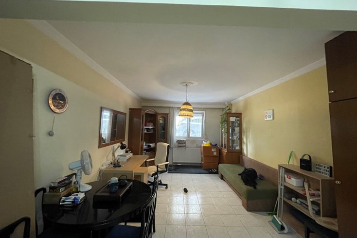 Realty photo 2