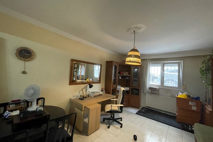 Realty photo 3