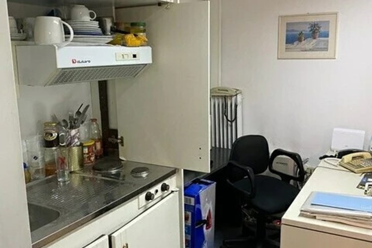 Realty photo 3