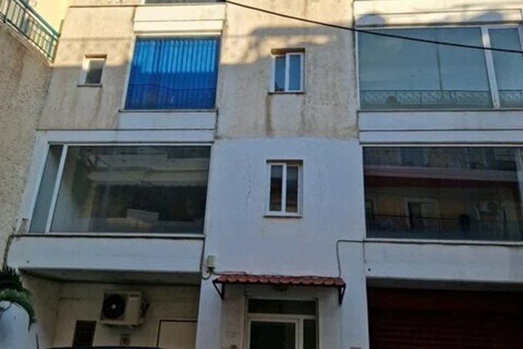 Realty photo 1