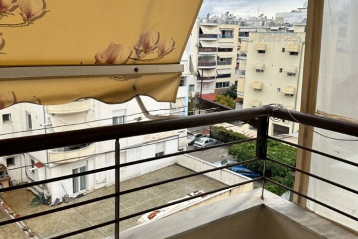 Realty photo 2