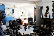 Property 610 photo 2