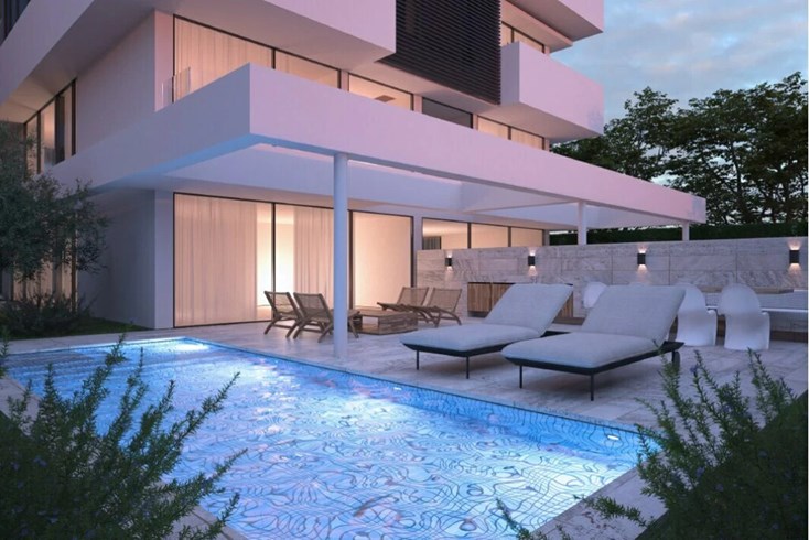 Realty photo 1