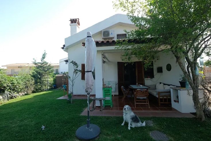 Realty photo 2