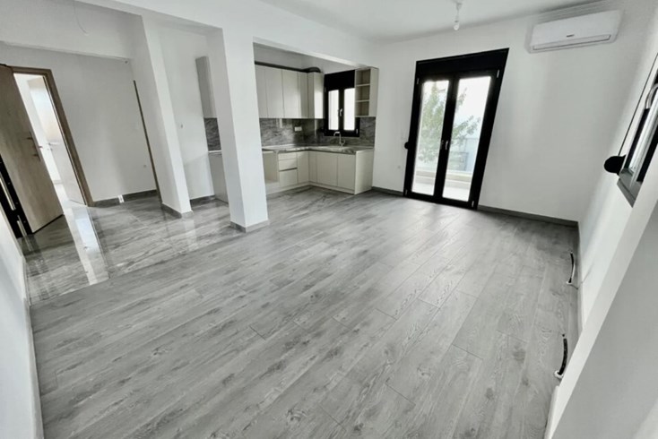 Realty photo 3
