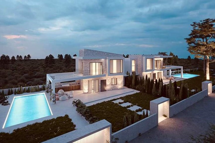 Realty photo 3