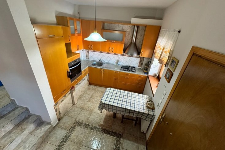 Realty photo 3