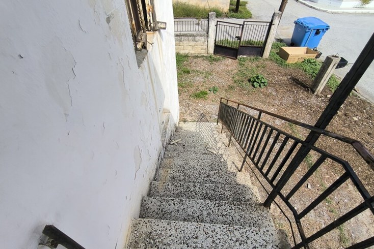Realty photo 3