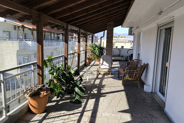 Realty photo 1