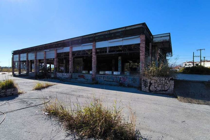 Realty photo 1