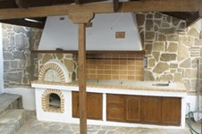 Property 615 photo 1