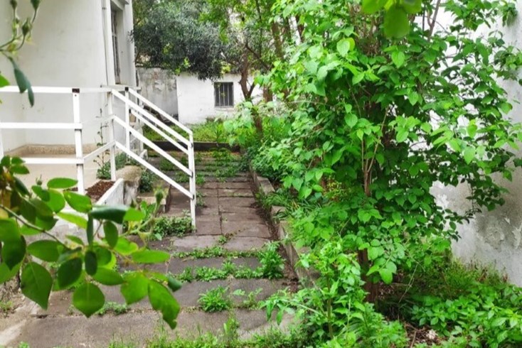 Realty photo 3