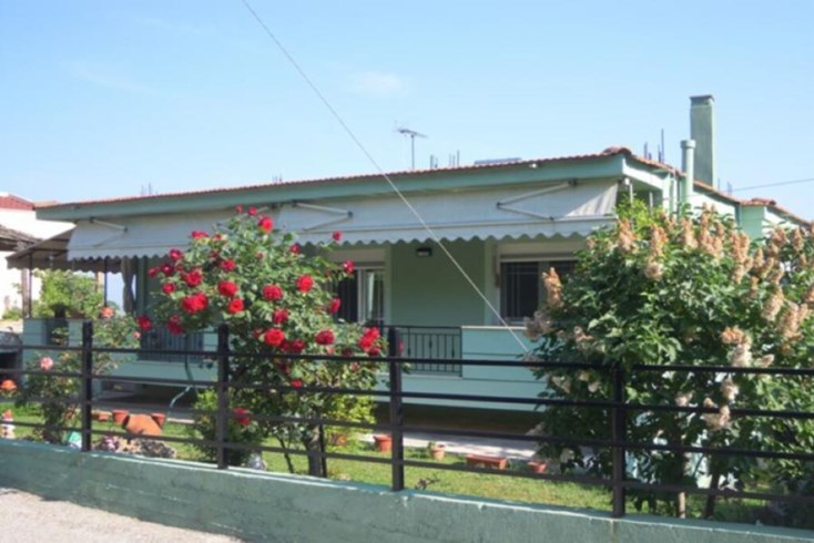 Realty photo 3