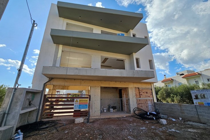 Realty photo 1