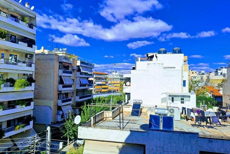 Realty photo 3