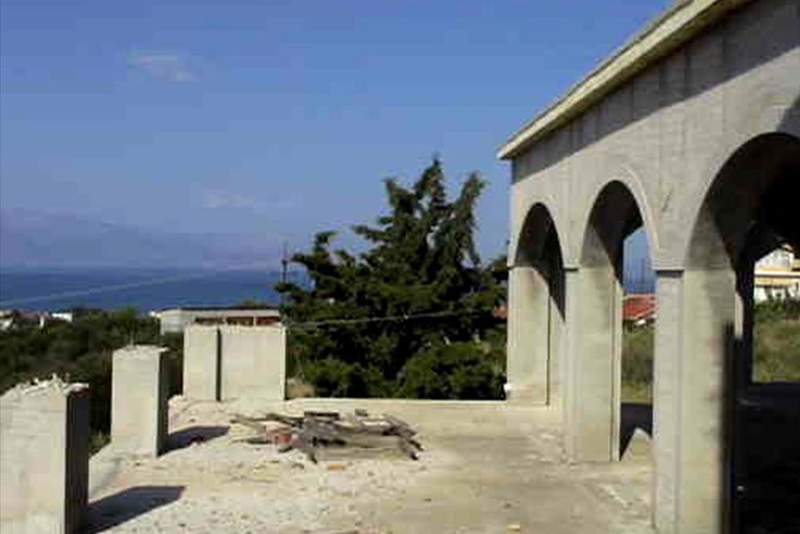 Realty photo 3